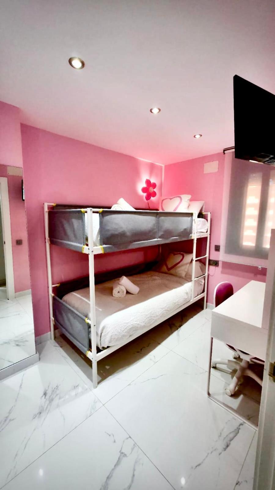 Centro, Parking, Piscina 2 Dormitorios Suite Pondos * Linares (Jaen)