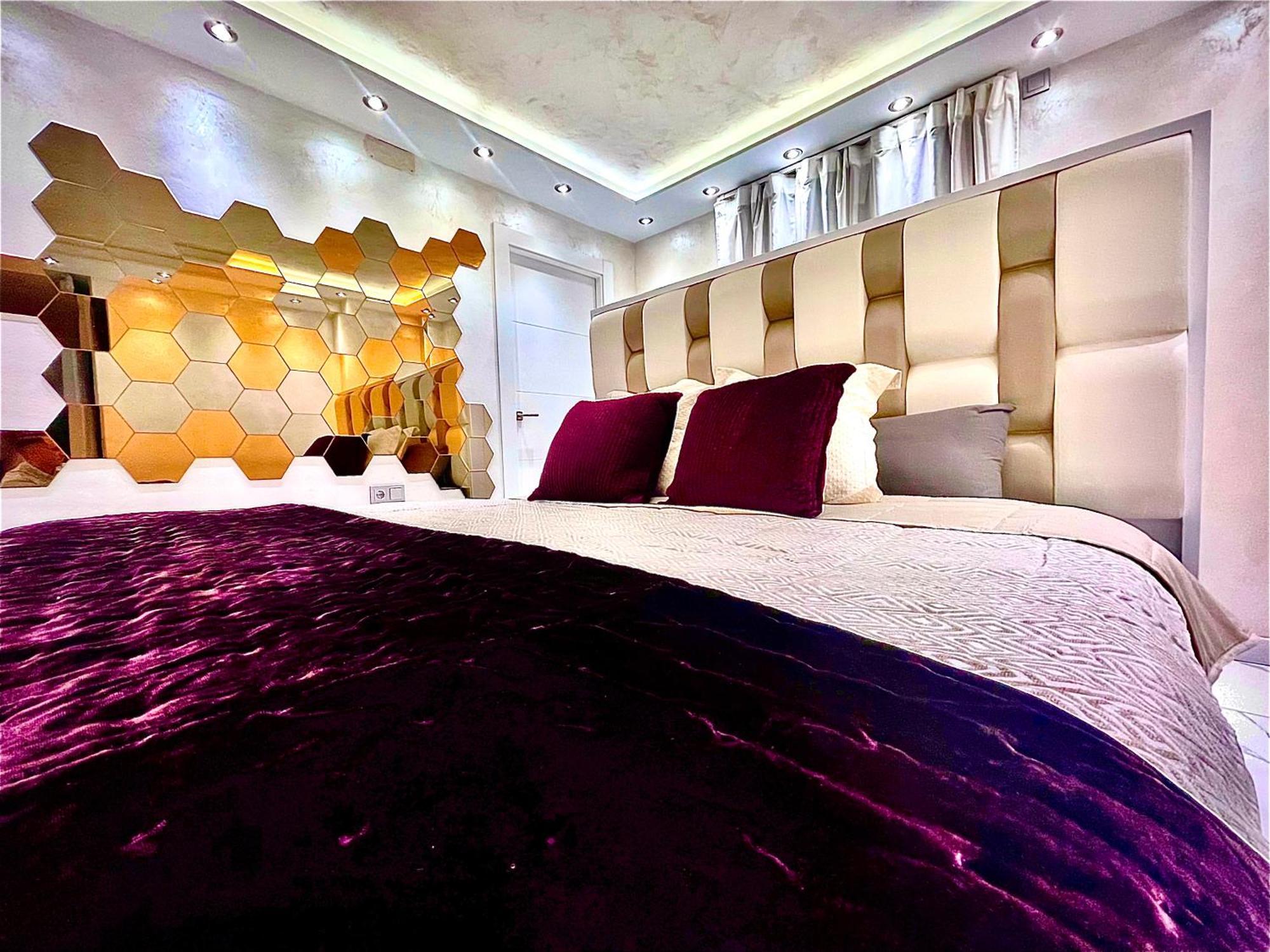 Centro, Parking, Piscina 2 Dormitorios Suite Pondos Appartement *